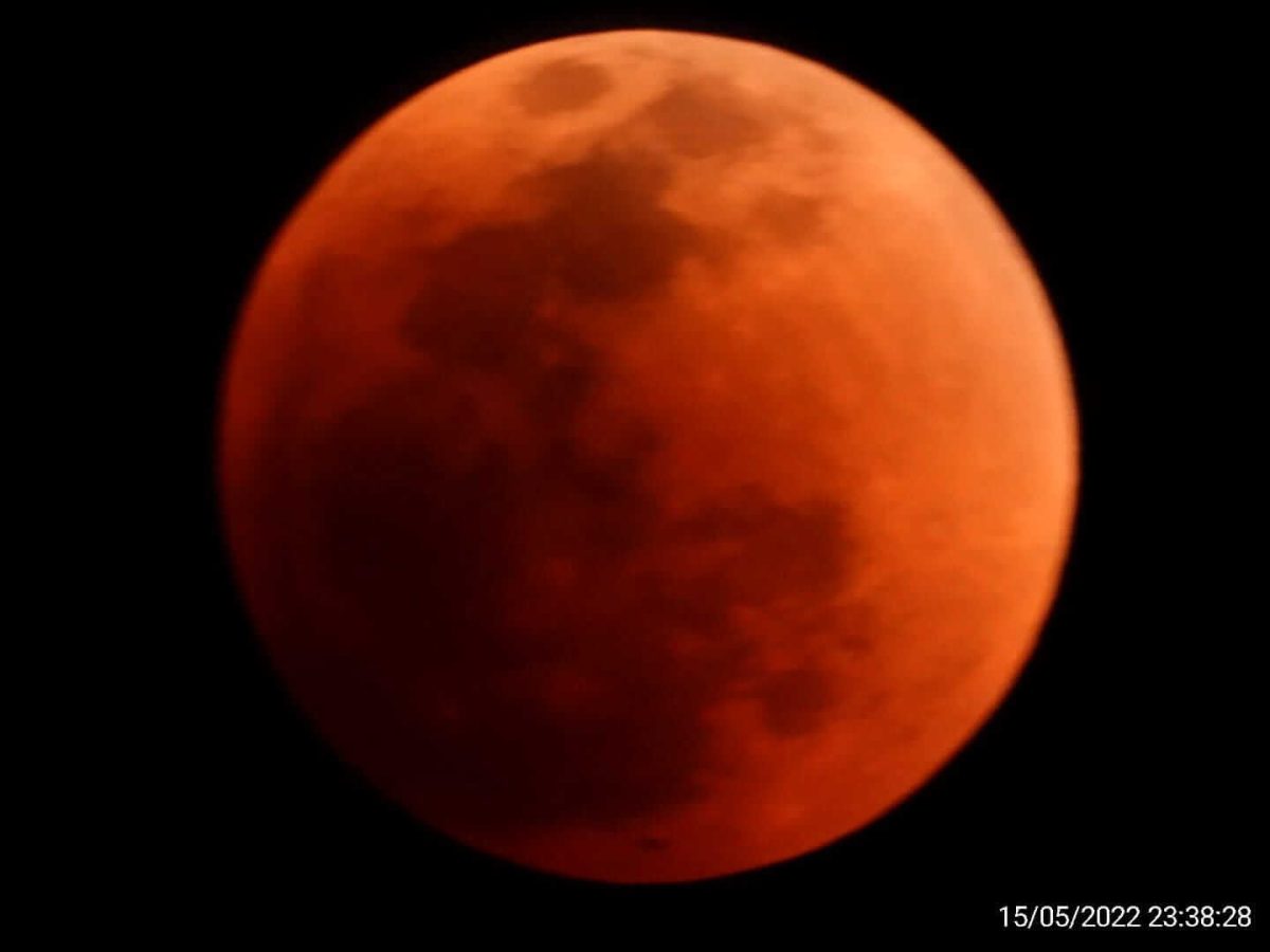 Morador do CPA registra eclipse lunar; veja imagens